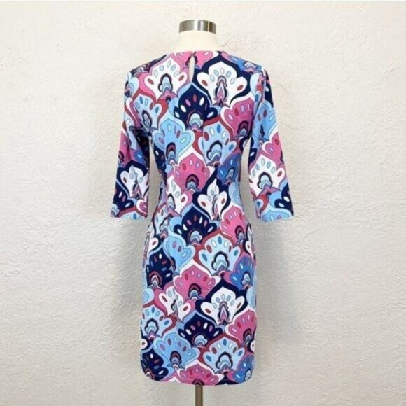 J. McLaughlin Catalyst Dress Women's Size Medium Psychedelic Sheath Style - Picture 3 of 11
